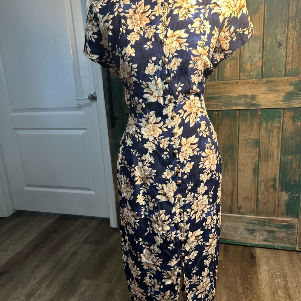 Caroline Wells Vintage-Inspired Floral Dress – Size 16